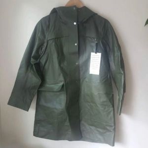 Lululemon rain jacket